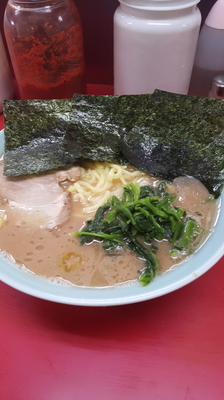 「ラーメン中盛」@横浜家系ラーメン 末広家の写真