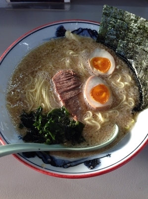 「ラーメン+サービス煮卵」@ラーメンショップ 122号騎西店の写真