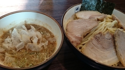 「チャーシューつけ麺（大）」@麺や 輝 淡路店の写真