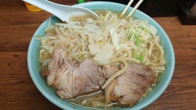 「らーめん」@ラーメン二郎 池袋東口店の写真