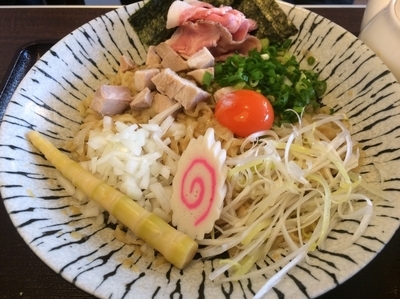 「濃厚卵と比内地鶏の油そば」@麺匠えにしの写真