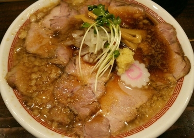 「背脂肉そば　830円」@魁 肉盛りつけ麺 六代目けいすけの写真