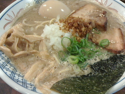 「ラーメン、味たま、替え玉」@麺や 庄のの写真