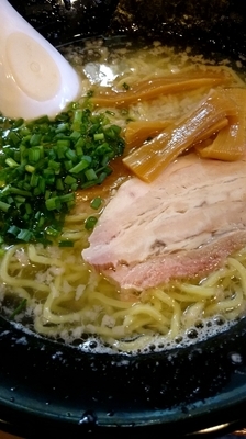 「昔ながらの今風中華そば(塩)」@らーめん 馬鹿珍の写真