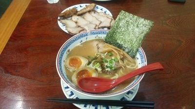 「爆筑ラーメン」@らー麺 爆筑の写真