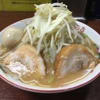 ラーメン(麺少なめ) + 味つけ玉子 + そのまま
