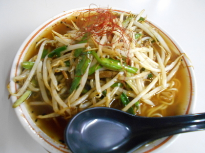 「辛らあめん800円」@らぁめん たけやの写真