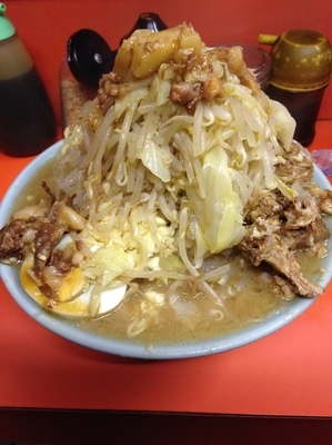 「富士丸ラーメン  ゆで玉子」@ラーメン富士丸 神谷本店の写真