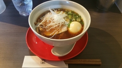 「醤油らーめん(820円)味玉(120円)」@柳麺 呉田-goden-の写真