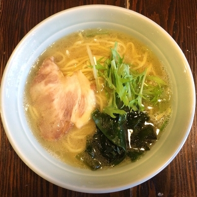 「塩らーめん650円＋餃子300円」@がら屋の写真