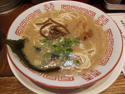 「博多らあめん+塩ダレねぎめし(ランチセット)」@博多らあめん kokoroBAの写真