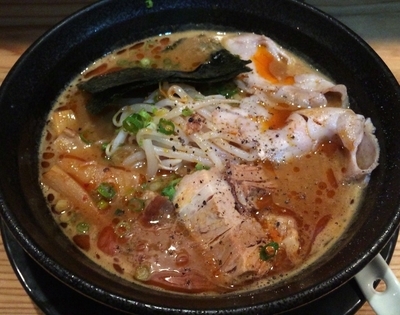 「赤味噌ラーメン　チャーシュートッピング（クーポンサービス）」@昇神 丸の内店の写真