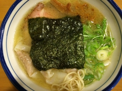 「塩一房らーめん 700円（わんたん+200円）」@らーめん 一房の写真