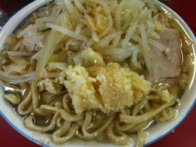 「小ラーメン ヤサイニンニクカラメ (500円)」@ラーメン二郎 目黒店の写真