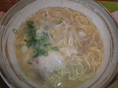 「ラーメン+チャーハンのセット(900円)」@らーめん屋 たちばなの写真