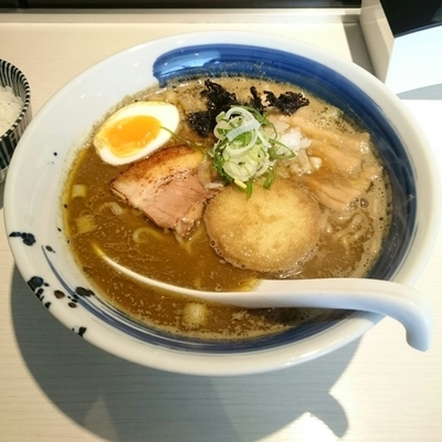 「凶煮干カレー @800円 冬季限定」@らー麺 山さわの写真