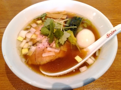 「期間限定 蛤出汁醤油ラーメン」@ストライプ ヌードルズの写真