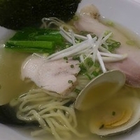 ホンビノス貝と錦爽鶏だし塩らーめん 800円