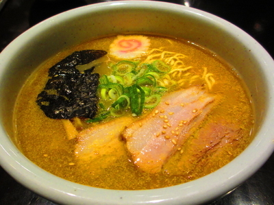 「しょうゆらーめんＬ（Ｐ３８０）」@らーめん山頭火 マニラ マカティ・グロリエッタ4店の写真