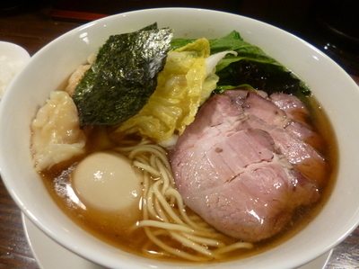 「塩煮干し中華＋海老雲呑」@龍馬軒の写真