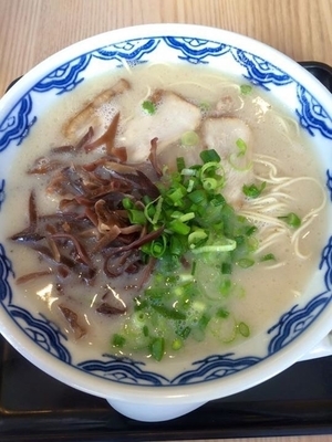 「ラーメン」@ちゃんぽん 由丸 品川港南店の写真