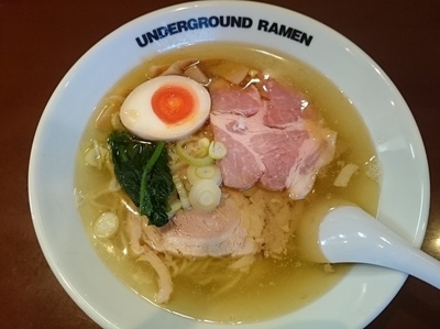 「ラーメン（塩）￥750」@UNDER GROUND RAMENの写真