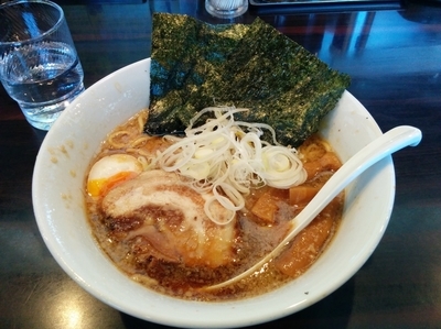 「環七らーめん　680円」@環七ラーメン 周麺の写真