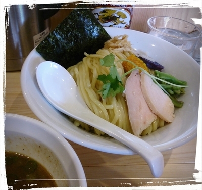 「濃厚煮干しつけSOBA 大盛 980 えん」@銀座 篝 アトレ浦和店の写真