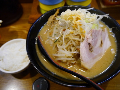 「味噌ラーメン ヤサイ＋ニンニク＋半ライス」@麺処 花田 上野店の写真
