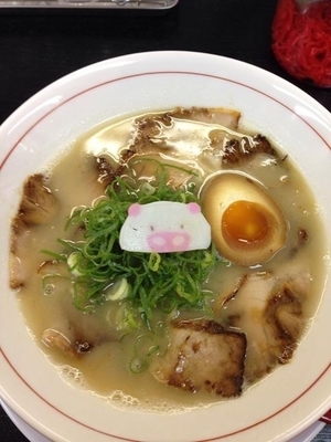 「トンコツラーメン」@しあわせのらーめんミゥの写真