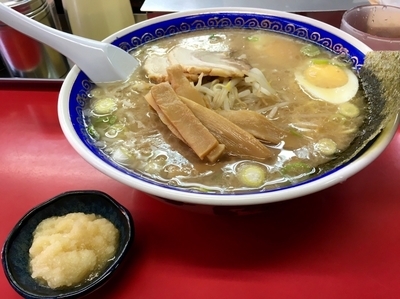 「ランチラーメン ¥850+ニンニク¥50」@MURAYAMAホープ軒 本店の写真