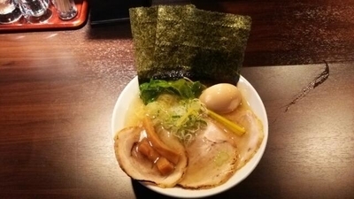 「得のせアジ煮干し塩中華そば」@志奈そば 田なか Secondの写真