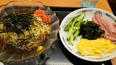 「黒酢しょうゆ冷し麺」@日高屋 神田西口店の写真