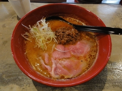 「出汁味噌担々麺」@みつか坊主 本店の写真