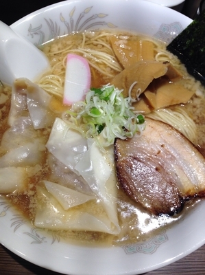 「肉ワンタン麺 背脂」@拉麺5510の写真