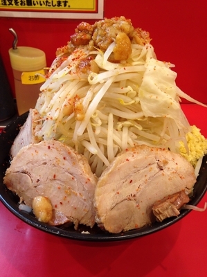 「冬の味噌ラーメン  小豚マシ」@ドン-キタモトの写真