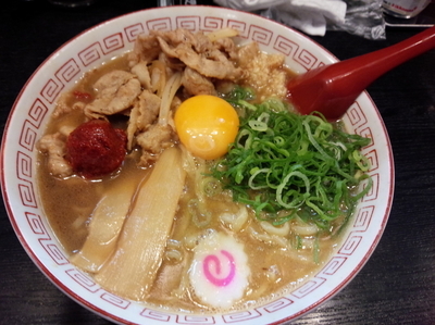 「旨辛ラーメン」@おとど食堂 葛西店の写真