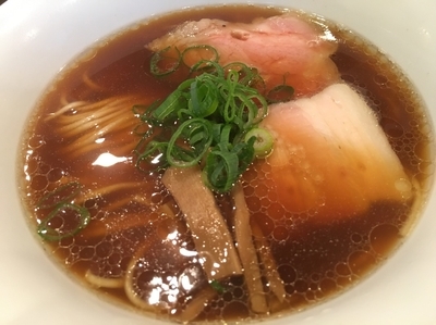 「醤油拉麺 750円」@創作麺工房 鳴龍の写真