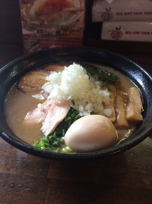 「特製魚介豚骨らーめん  1000円」@麺や 飛来の写真
