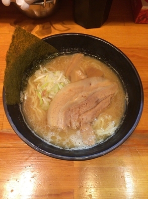 「鶏骨醤油ラーメン」@麺屋 晴星 新小岩店の写真