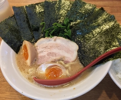 「のりたま＋半ライス（￥870＋￥100）」@ラーメン大桜 今宿店の写真