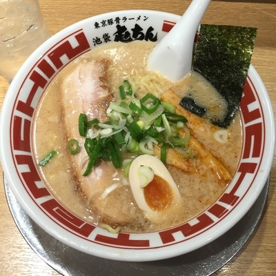 「東京豚骨ラーメン」@屯ちん 川崎店の写真