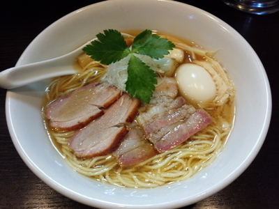 「【月一限定】香味鴨醤油らぁめん・イベリコ豚の吊し焼き丼」@麺処 夏海の写真