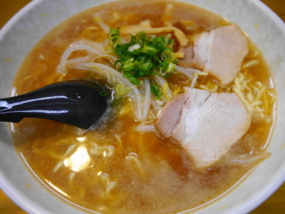 「しょう油ラーメン 麺硬め」@ラーメン 大八の写真