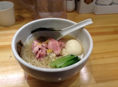 「真鯛らーめん(清湯)」@真鯛らーめん 麺魚の写真