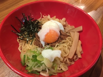 「富山湾白エビ油そば」@麺家いろは CiC店の写真