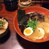 熊本ラーメン  黒