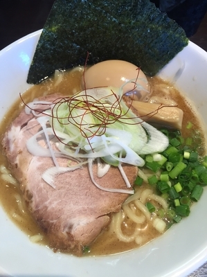 「味玉鶏白湯¥800＋大盛¥100」@麺屋ひぶたの写真