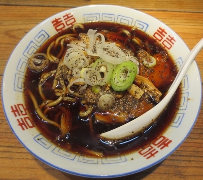 「富山ブラック元味　780円」@えびすこの写真