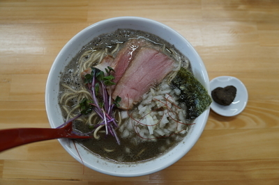 「煮干らーめん【ヤバニボ】 970円」@めんや天夢の写真